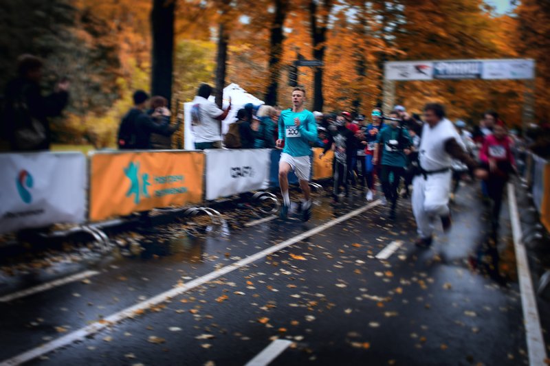 Почему  одержимость бегом усиливает ваши травмы?